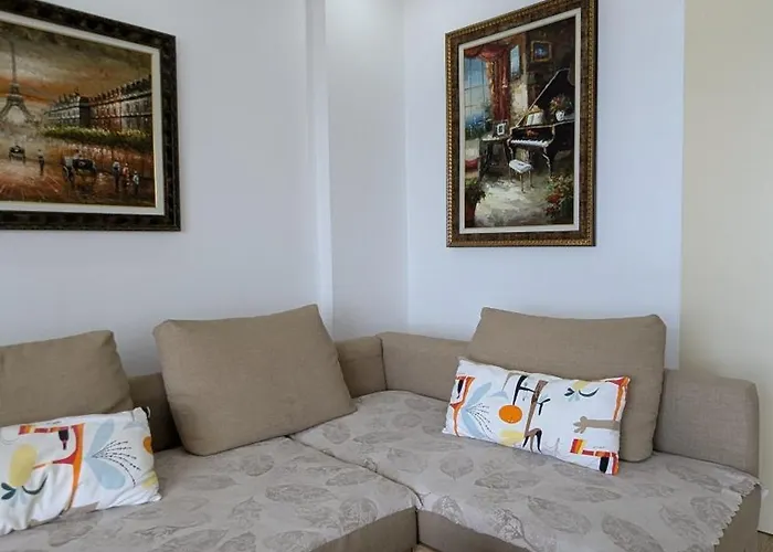 Big Lux Sunset - Incl Parking